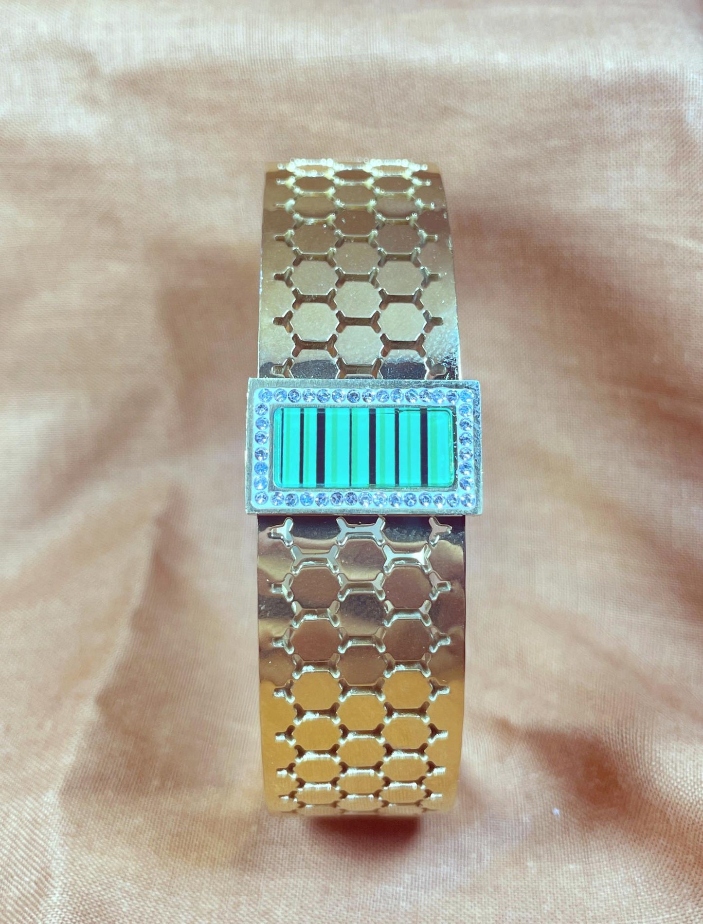 Cubic Zircon Openable Bracelet."Stainless Steel"